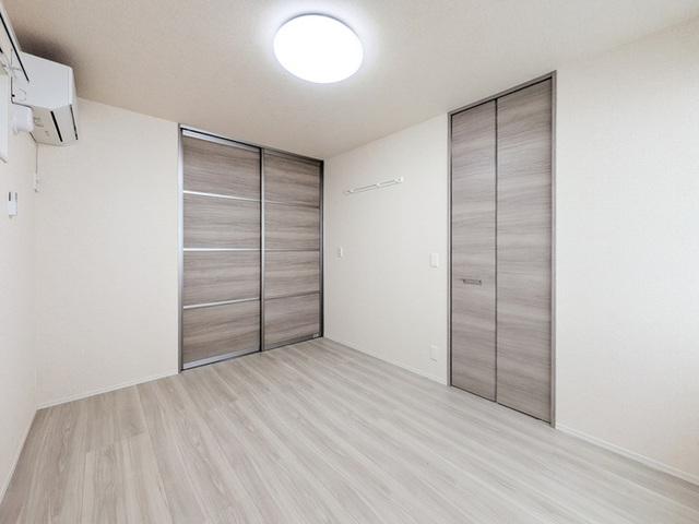 Craspedia（102） 部屋画像