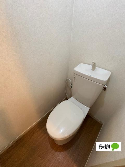 グリーンハイツ南小岩（0101） トイレ