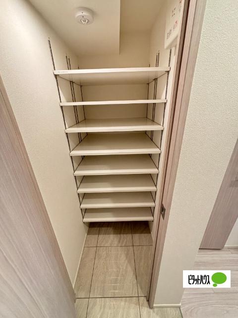プレディアコート小岩 収納