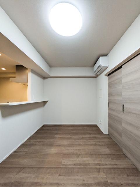 エマリーグレース（703） 部屋画像