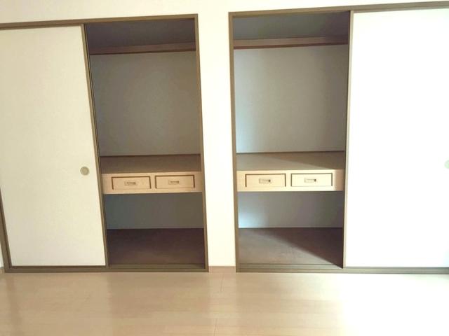 エクセル　Ａ・Ｂ（B102） 収納