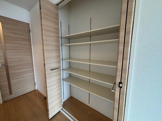 ポレール（0305） 収納