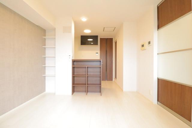 ﾛｲｼﾞｪﾝﾄﾊﾟｰｸｽ ﾚｲｸﾀｳﾝ Ⅲ　Ｉ（305） 部屋画像