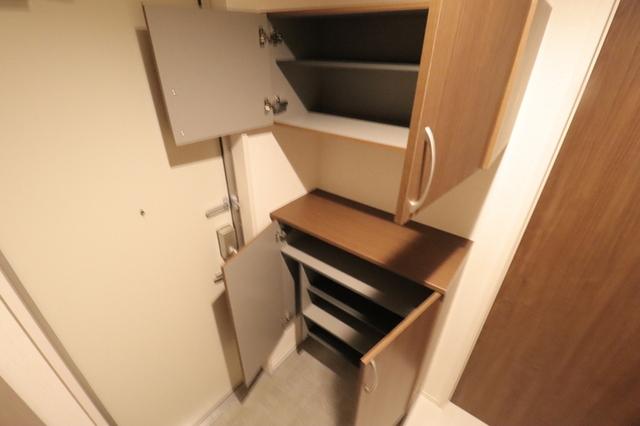 ﾛｲｼﾞｪﾝﾄﾊﾟｰｸｽ ﾚｲｸﾀｳﾝ Ⅲ　Ｉ（305） 部屋画像