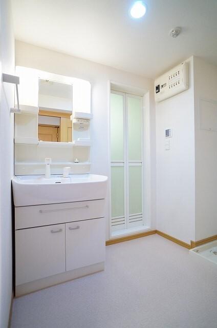 Ｏｎｅ’ｓ　ＳｗｅｅｔＨｏｍｅ（301） 洗面
