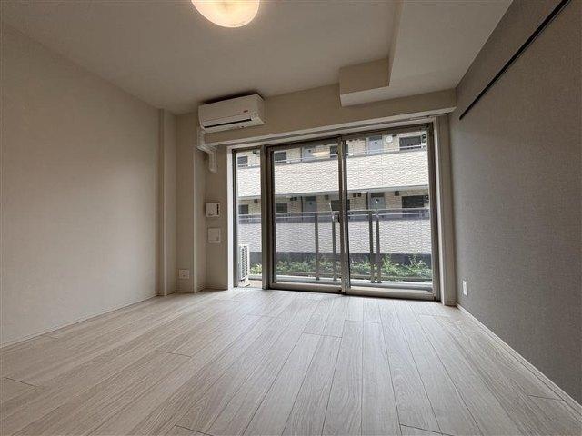 ブラウ戸越銀座テラス リビング