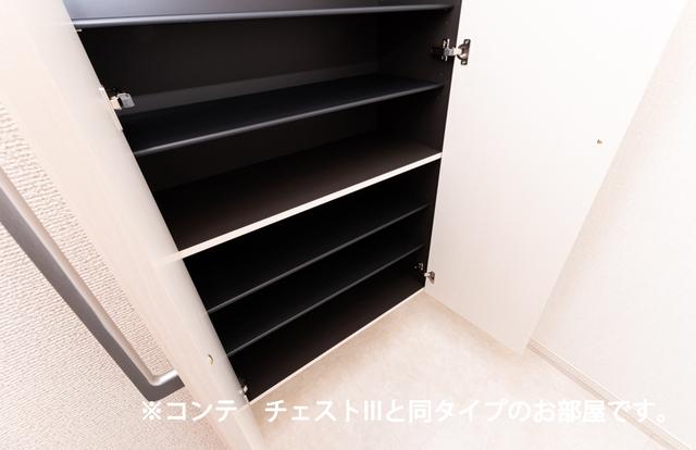 ホワイトタウンＢ（304） 収納