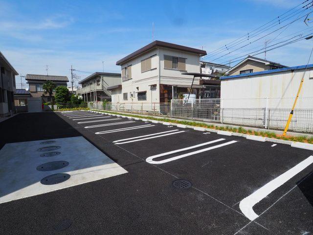 クレアンジュⅡ（205） 駐車場