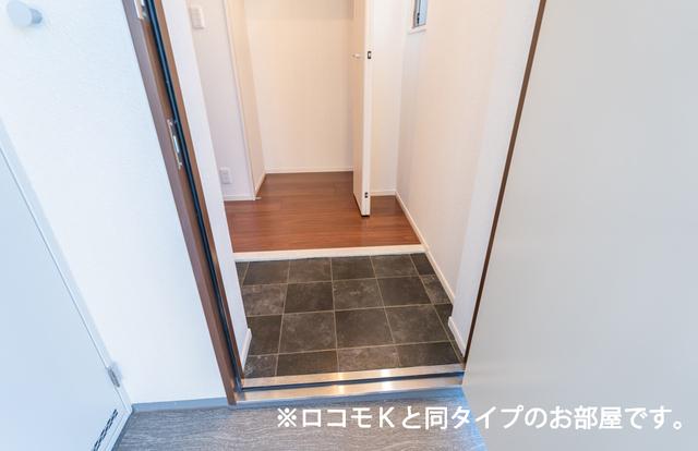 グランピア甚（210） 玄関