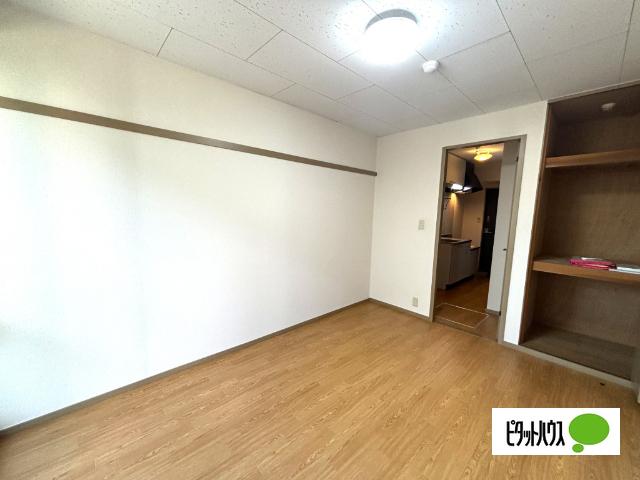 オークハウス 部屋画像