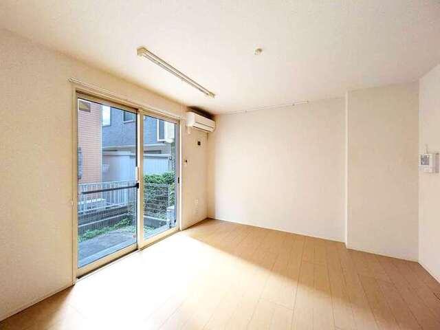 GRAND SOLEIL A（102） 部屋画像