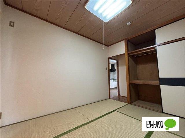 ハイツ栄 室内