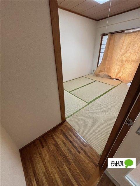 ハイツ栄 室内