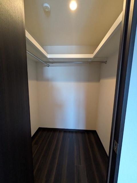 ＳＯＬＡＳＩＡｒｅｓｉｄｅｎｃｅ京橋（1002） 収納