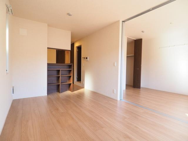 Regulus (ﾚｸﾞﾙｽ)　A棟（205） 部屋画像