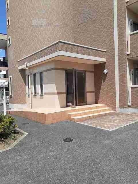 エターナル南与野（103） エントランス