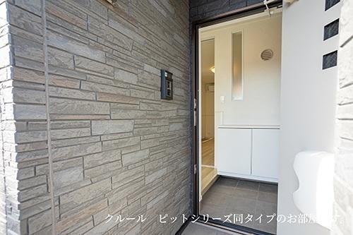 コンフォールＡ（101） 玄関