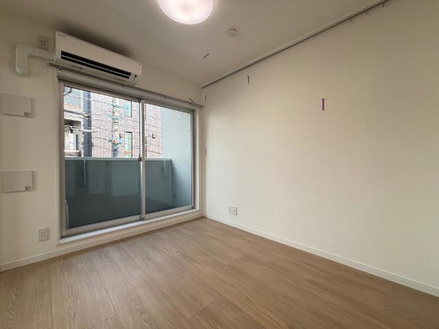 ヴェルデ中野坂上ヴィータ リビング