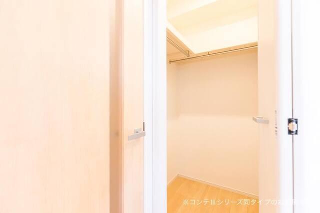 ヒカルサ東川口サウス（103） 収納