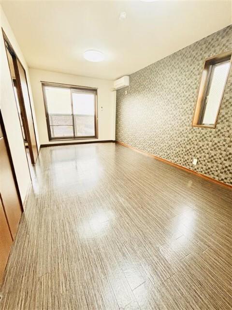 流山市三輪野山マンション リビング