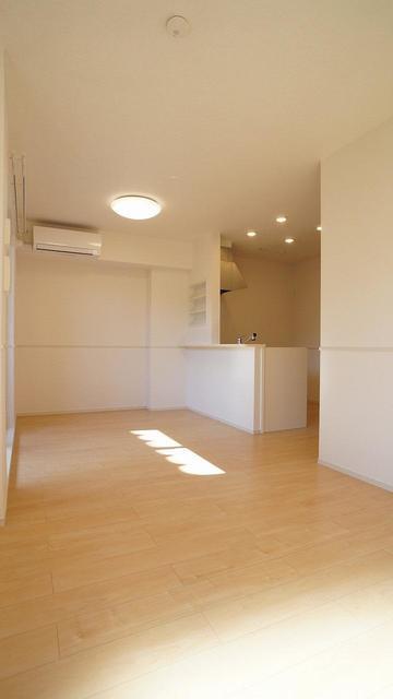エターナリーⅡ（104） リビング