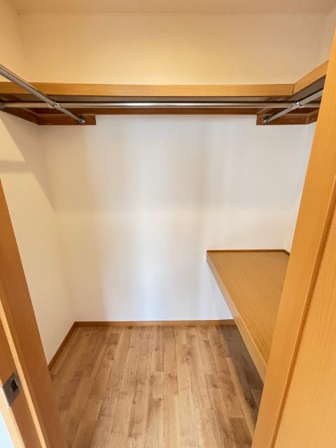 アロース（0202） 収納
