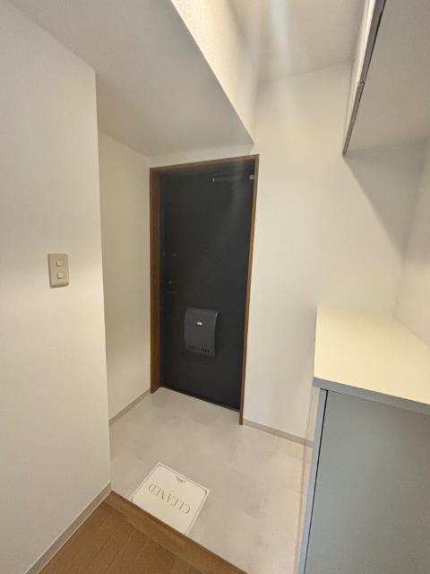 Ｉ．Ｆビル（0402） 玄関