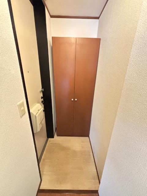 エメラルド大倉山（0103） 玄関