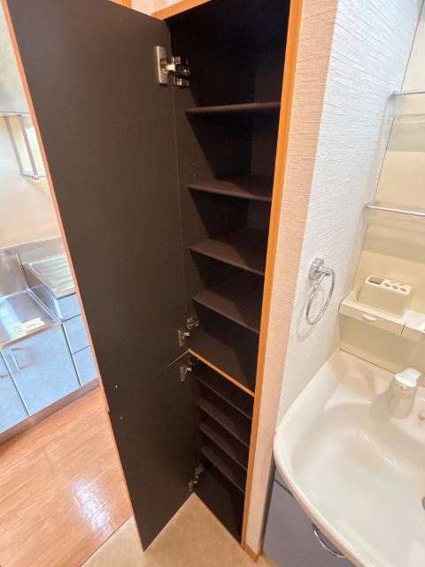 クレアール弐番館（0103） 収納