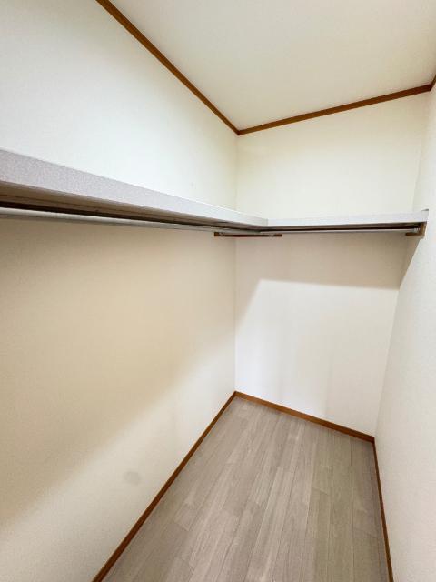 Ｌｕｎａ　Ｈｅｉｇｈｔｓ　金堀１番館（0203） 収納