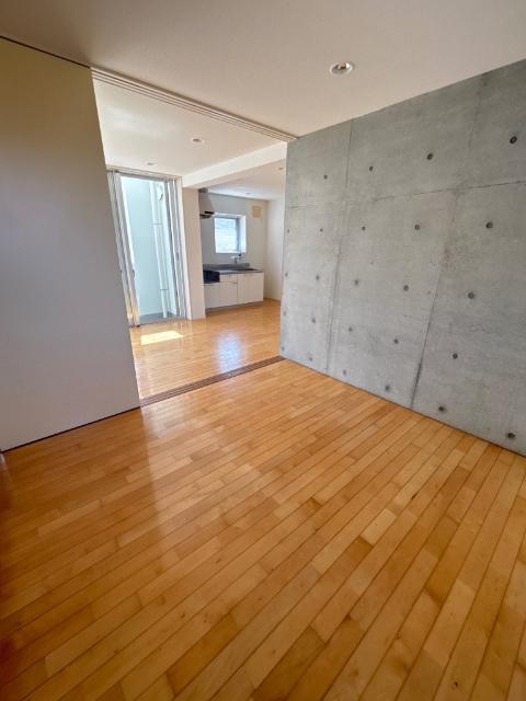 ｂａｕ　ｎｅｕｎ（000I） リビング