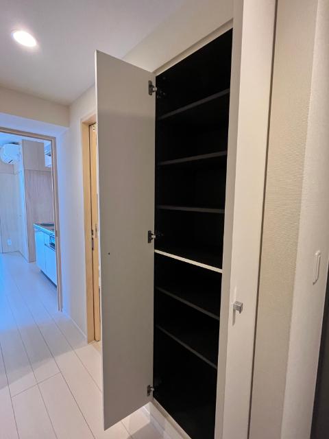 リージェントパーク（0802） 玄関