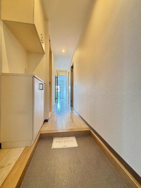 Ｉｍｐｅｒｉａｌ　Ｃｏｕｒｔ（0301） 玄関