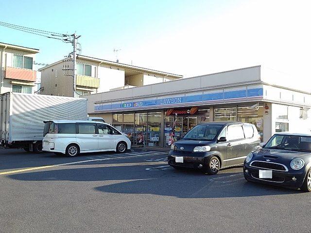 ローソン八潮駅南店：850m