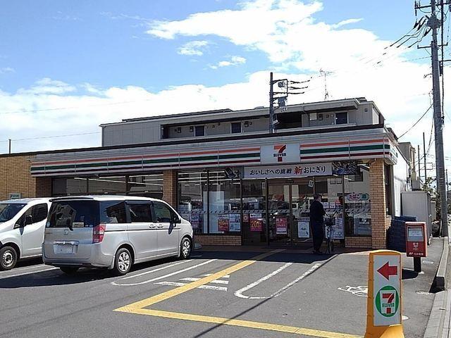 セブンイレブン八潮大瀬店：1000m