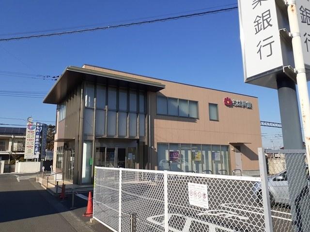 千葉興業銀行：320m