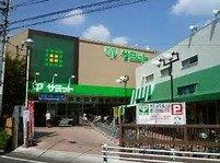 サミットストア久我山店：654m