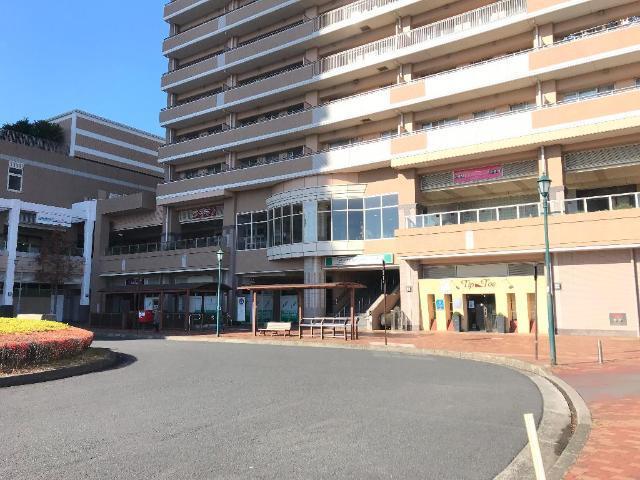 ユーカリが丘駅(京成　本線)：626m