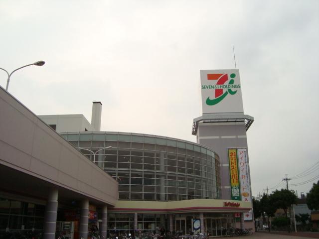 イトーヨーカドー流山店：566m