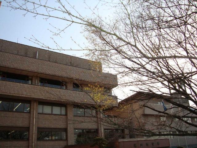 流山市役所：330m