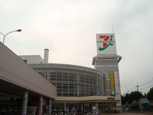 イトーヨーカドー：990m
