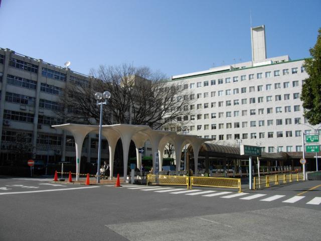 日本大学医学部附属板橋病院：395m