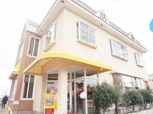 マクドナルド：1100m