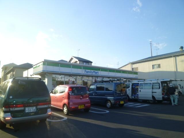 ファミリーマート鹿骨二丁目店：170m