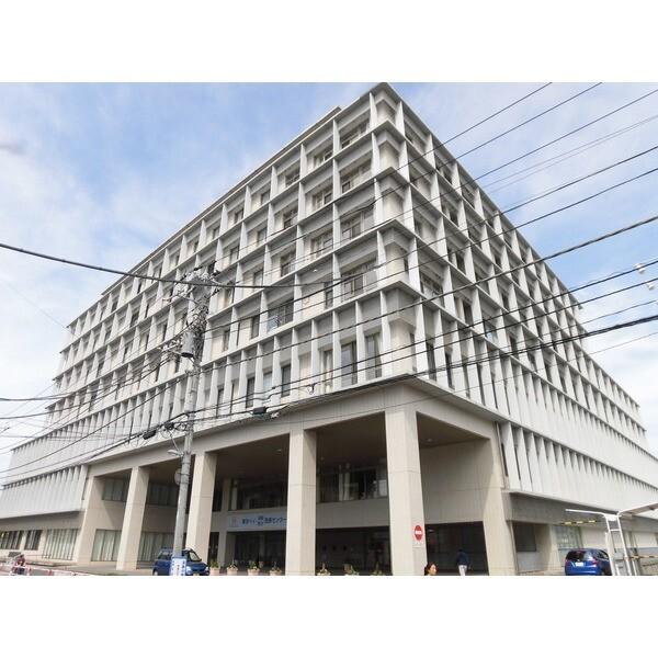 東京ベイ・浦安市川医療センター：330m