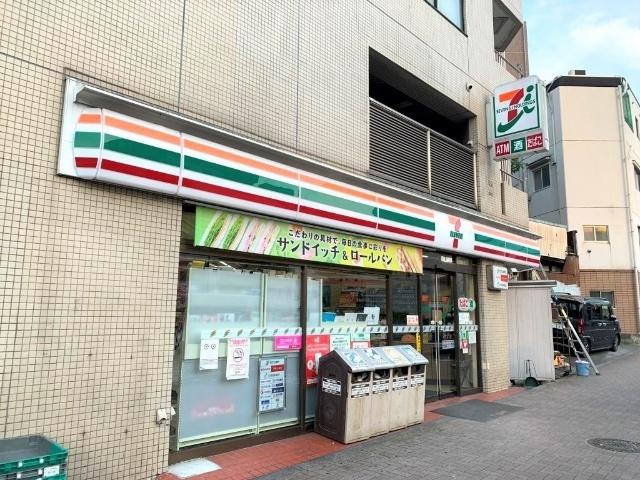 セブンイレブン神山店：267m