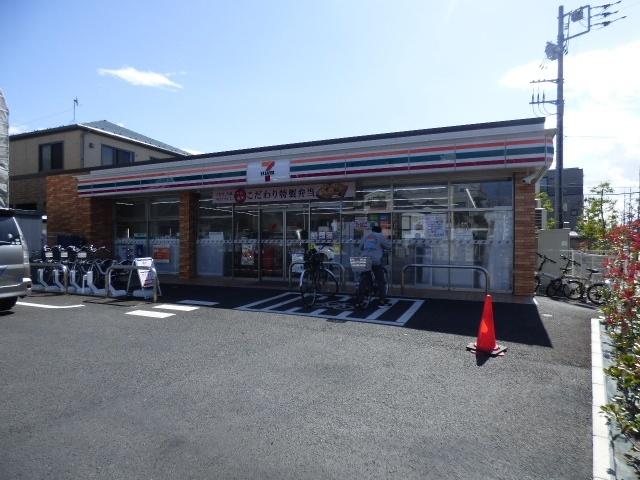 セブンイレブン江戸川篠崎4丁目店：298m
