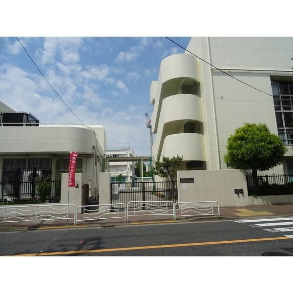 江東区立香取小学校：392m
