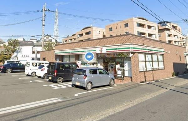 セブンイレブン横浜さちが丘店：339m