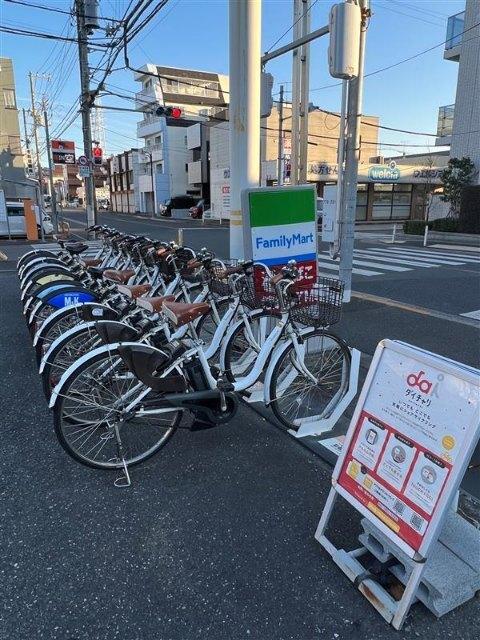 HELLO CYCLING ファミリーマート江戸川船堀店：400m